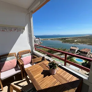 cozy-flat-with-stunning-mediterranean-sea-view.topcostabravahotels.com/